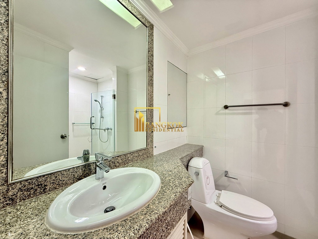 รูป Baan Suan Plu | Unfurnished 3 Bed Condo For Rent in Sathorn - BR61455CD - รูปที่ 30/49
