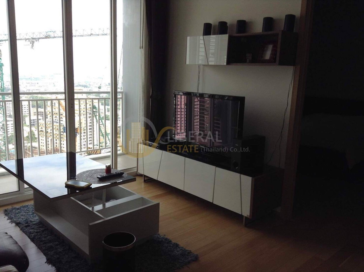รูป LTH3229 – 39 by Sansiri FOR RENT 1 bed 1 bath size 55 Sq.M. Nearby BTS Phrom Phong station ONLY 39k/Month - รูปที่ 1/6
