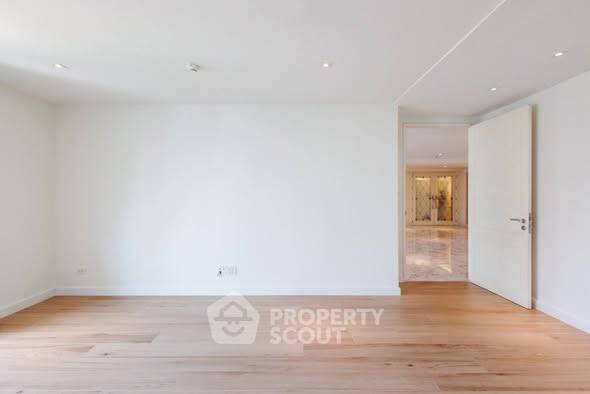 picture 3-BR Condo at Wattana Heights near MRT Sukhumvit (ID 2964433) - 4/21