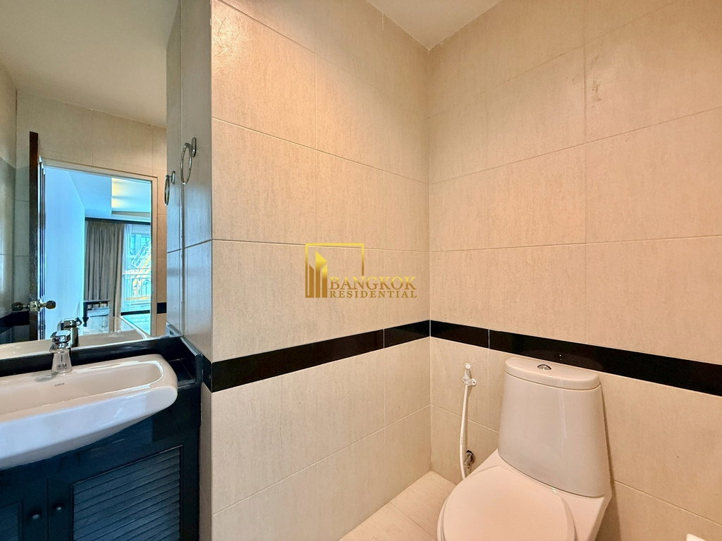 รูป Large 4 Bedroom Penthouse Apartment For Rent in Sathorn - BR0715AP - รูปที่ 8/45