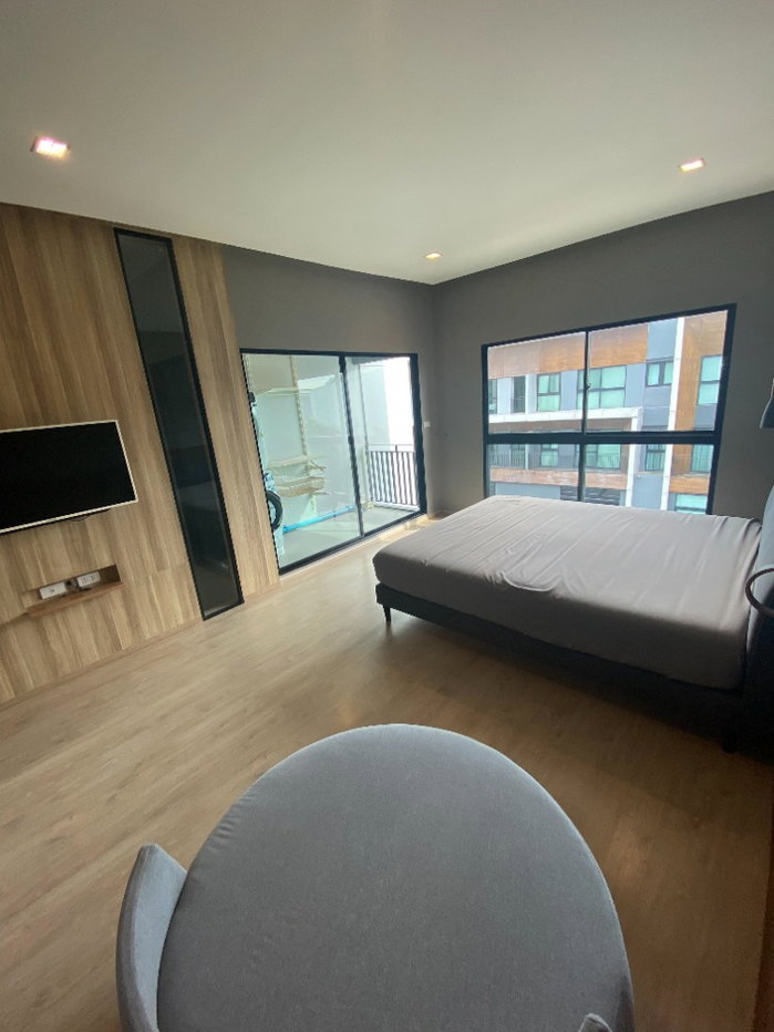 picture Luxury 3.5-Storey Townhome for Sale – Arden Rama 3 with TESLA EV Charger - 12/13