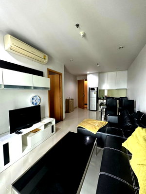 คอนโดให้เช่า : ให้ เช่า คอนโด M553 Circle Condominium 48 ตรม Ready to move in