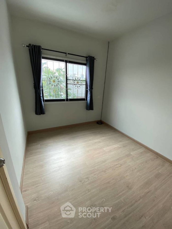 รูป ทาวน์เฮ้าส์ 3-ห้องนอน ใน ละหาร (ID 1889351) - รูปที่ 9/11
