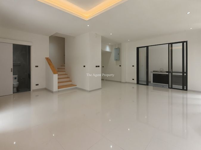 4-bed house for sale, 270 sqm, 40 sq wah, Feel Lat Phrao 101