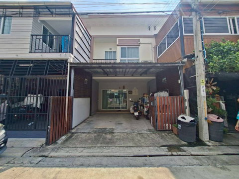 ขายด่วนหมู่บ้านวิลเลจไลท์ ซ.พัฒนาการ 38 ด้านหลังบ้านไม่ติดใคร (N.2170)