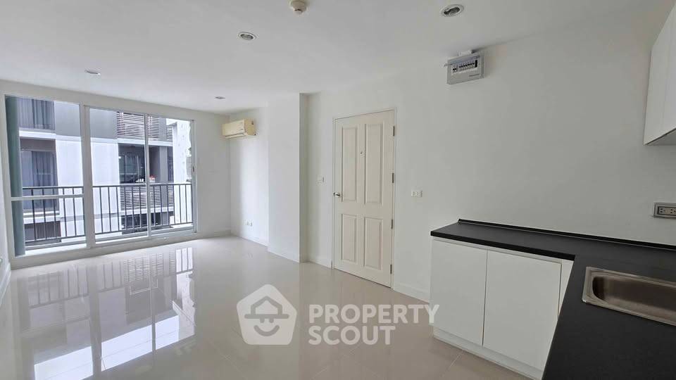 picture 1-BR Condo at Levo Ladphro 18 near MRT Lat Phrao (ID 2969365) - 3/9