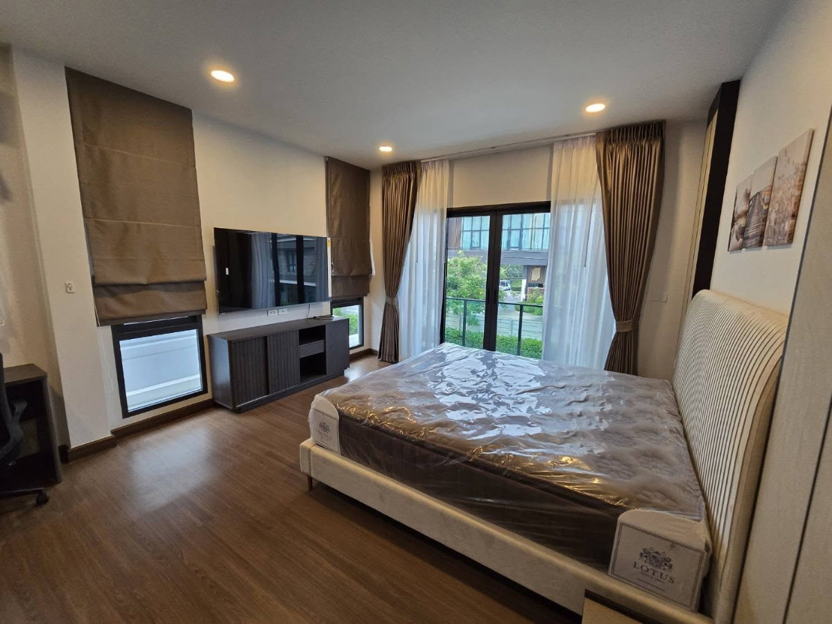 picture Single house for rent in The City Bangna (new project). - 7/16