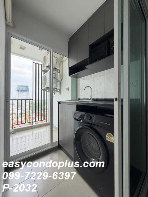 รูป P-2032 • Regent Home Bangna • ห้องสตูดิโอ ชั้นสูง วิวเปิดโล่ง ใกล้ BTS บางนา 10,500 บาท | Line Id: @easycondoplus | 099-229-6397 - รูปที่ 7/8