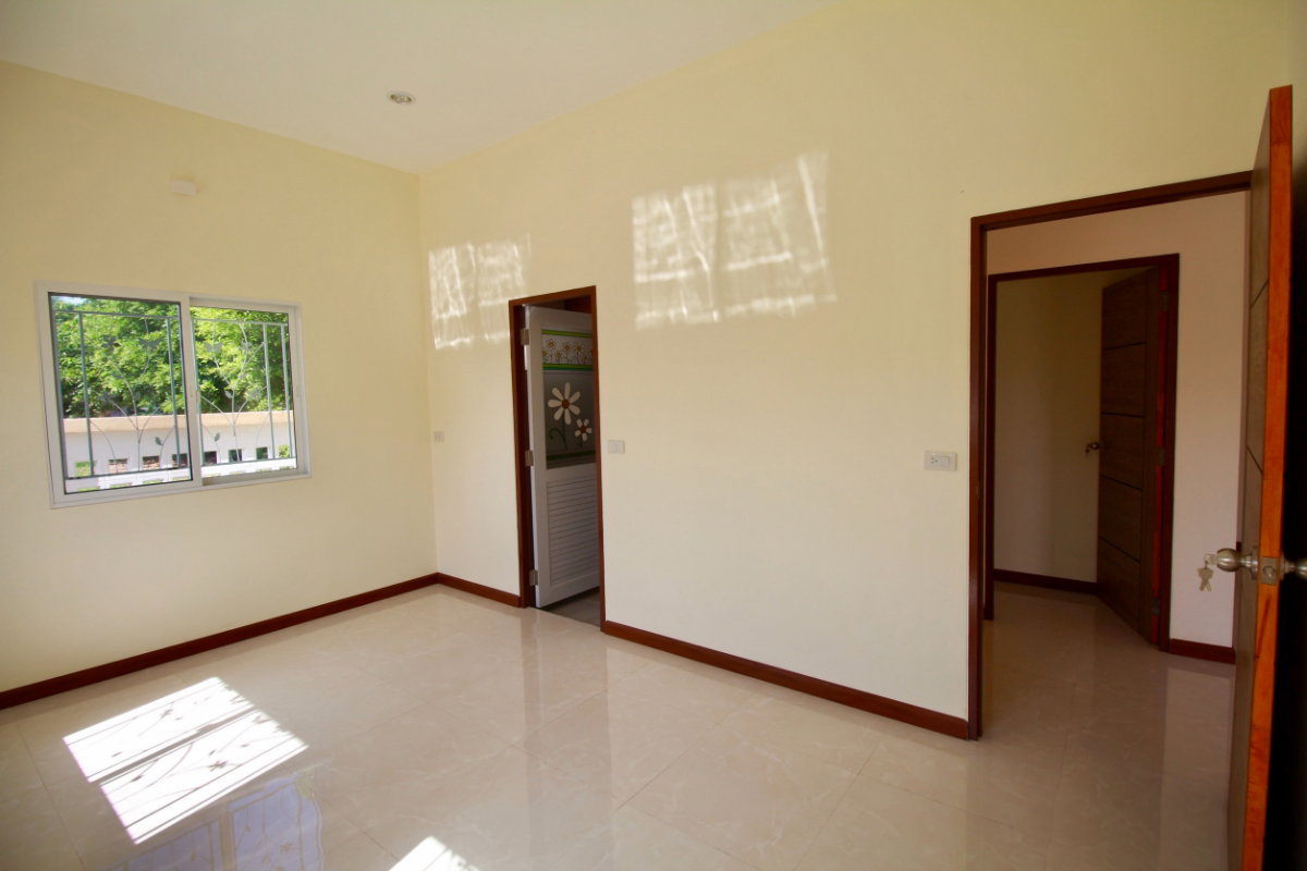 รูป ขายบ้านใหม่ ไม่เคยเข้าอยู่ 50 ตร.วา 3 ห้องนอน ใกล้โรงพยาบาลศรีระยองเพียง 7 กม. ตาขัน บ้านค่าย ระยอง  - รูปที่ 16/22