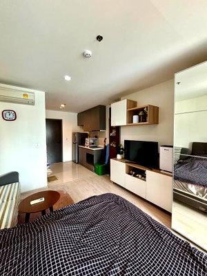 Condos for rent : 1 Bed Large Room City View Fully furnished Good Location Close To BTS Victory Monument Station 100 m. @ Rhythm Rangnam 