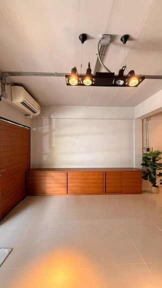 picture For Rent Townhouse 3.5 floors Unit 440/3 Town in Town area - 4/13
