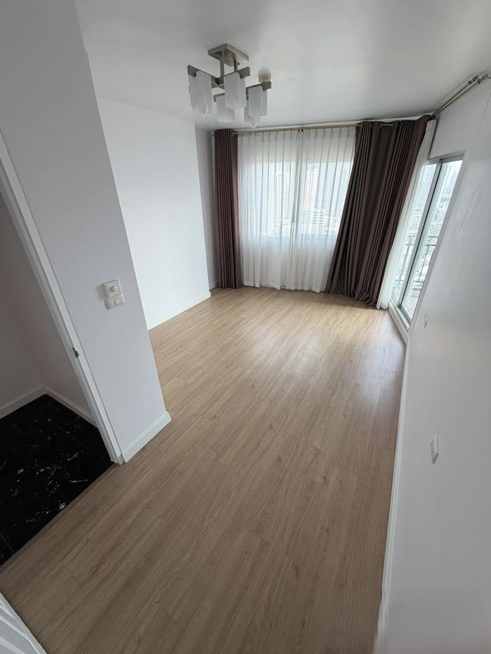 picture Condo for Sale – Supalai Park Ekkamai–Thonglor | High Floor Corner Unit, Beautiful View, Move-in Ready - 3/10