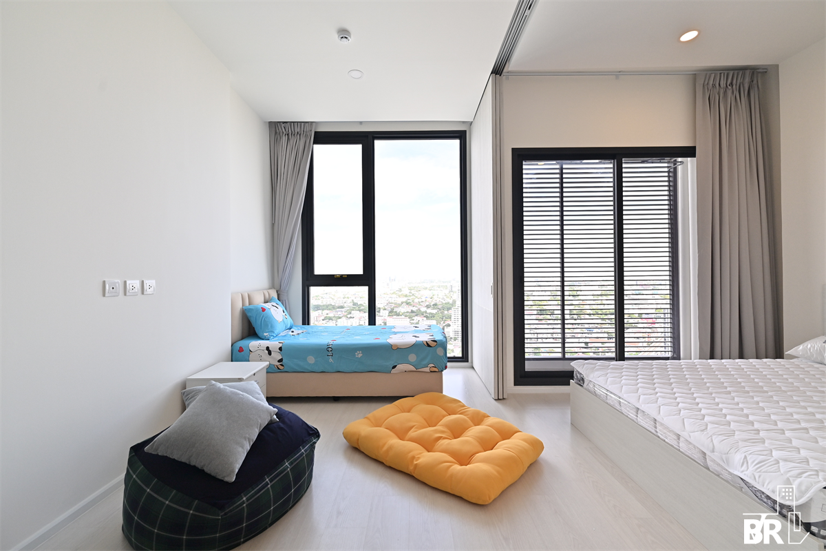 picture MAZARINE Ratchayothin near BTS Ratchayothin Move-in Ready, Just Bring Your Stuff - 3/10