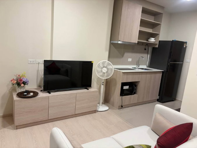 รูป R612/เช่า] Flo by Sansiri ชั้น 7 ห้องสวยสไตล์ Cozy แต่งครบพร้อมอยู่ ใกล้ BTS คลองสาน 350 ม. - รูปที่ 1/16