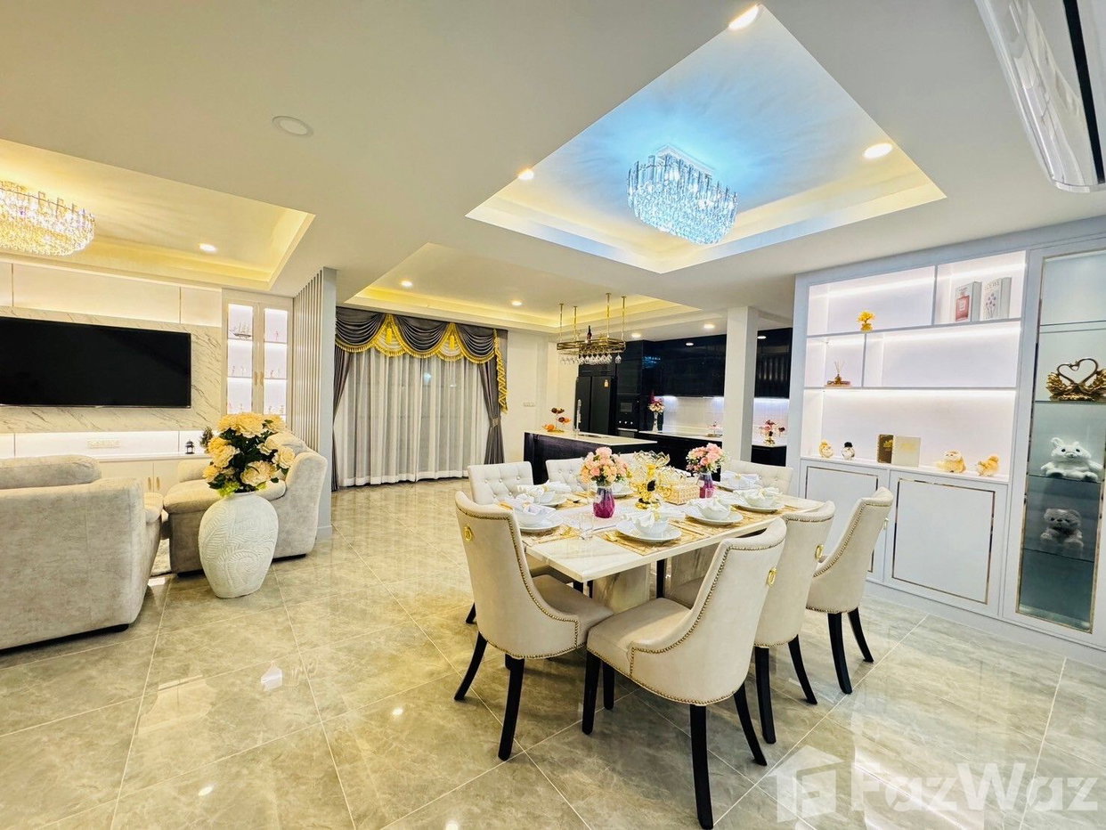 picture 5 bedrooms, 6 bathrooms house 1827732 - 18/32