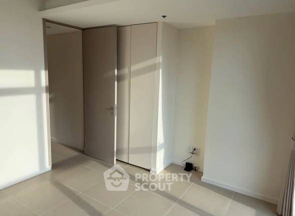 รูป คอนโด 2-ห้องนอน ที่ เดอะ ริเวอร์ คอนโดมิเนียม ใกล้ BTS สะพานตากสิน (ID 2969703) - รูปที่ 4/8