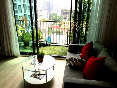 Condos for rent : Quinn Ratchada | 🚅 MRT Sutthisan, near Central Rama 9, Thanachart Building