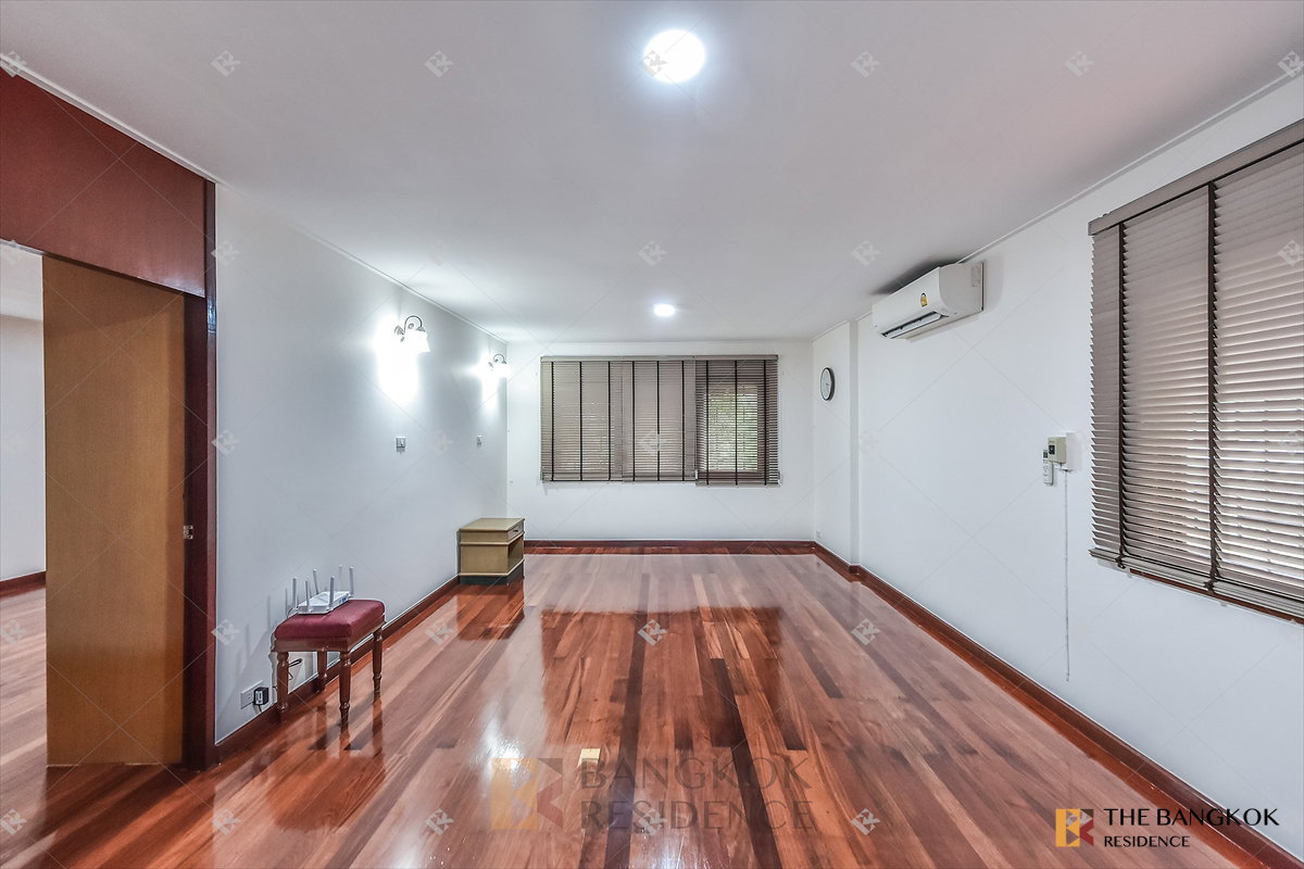 รูป 🏡 House Area Sukhumvit 4 ใจกลางสุขุมวิท 4นอน 70ล้าน 🌿 บ้านสวยสไตล์ Cozy Resort พร้อมพื้นที่สีเขียวรอบบ้าน - รูปที่ 19/26