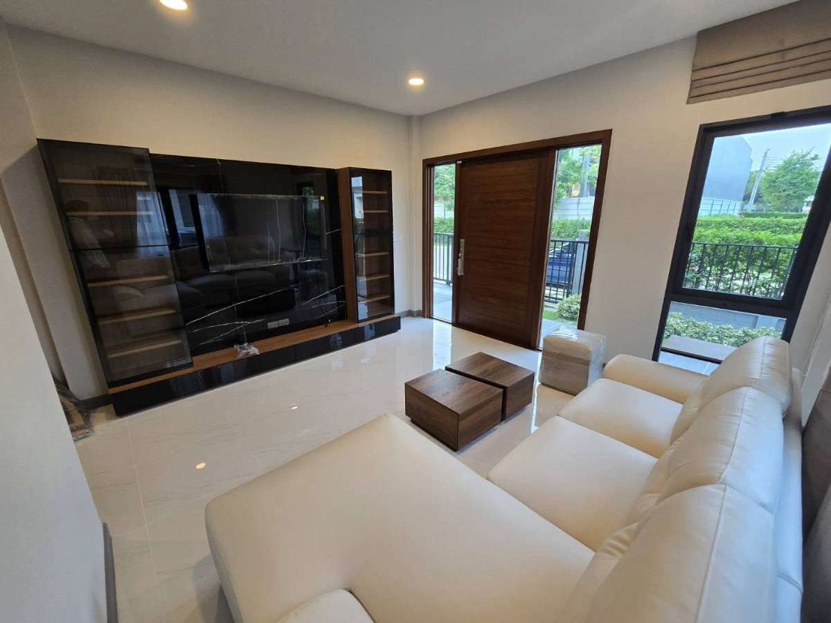 picture Single house for rent in The City Bangna (new project). - 12/16