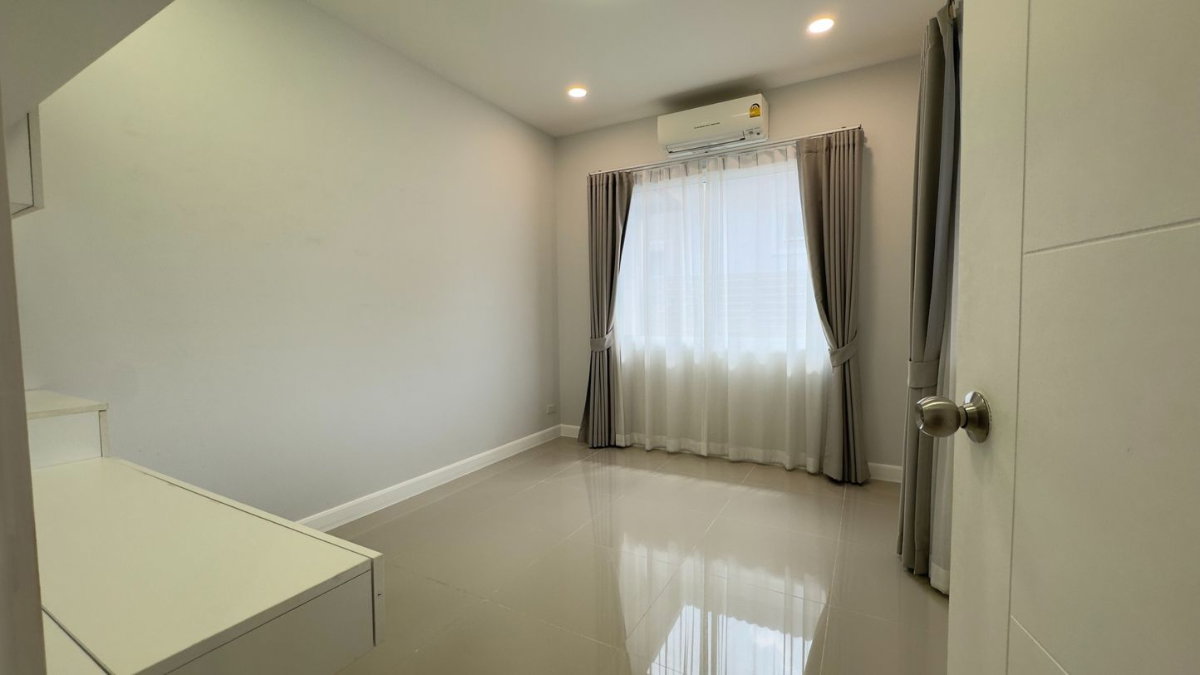 รูป The Garden Villa 4 บ้านเดี่ยวหลังใหญ่ พร้อมอยู่ (ใกล้ มทส.ติดถนนใหญ่ 304 น้ำไม่ท่วม) - รูปที่ 12/20
