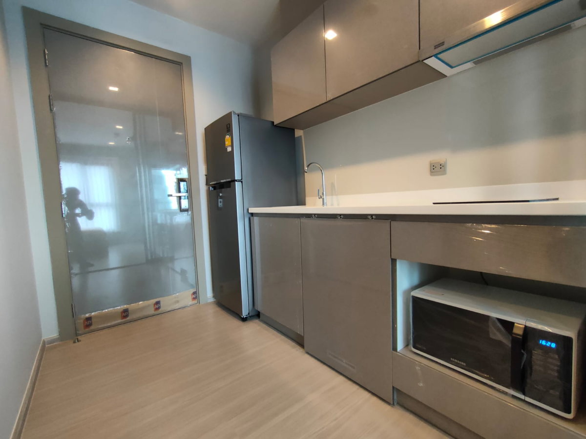 รูป Life Asoke-Rama9 for rent ไลฟ์ อโศก-พระรามเก้า ให้เช่า Cheapest Price ราคา : 17,500 baht Floor : 38th floor Block : A Sqm : 27.05sqm 1 Bedroom - รูปที่ 6/12