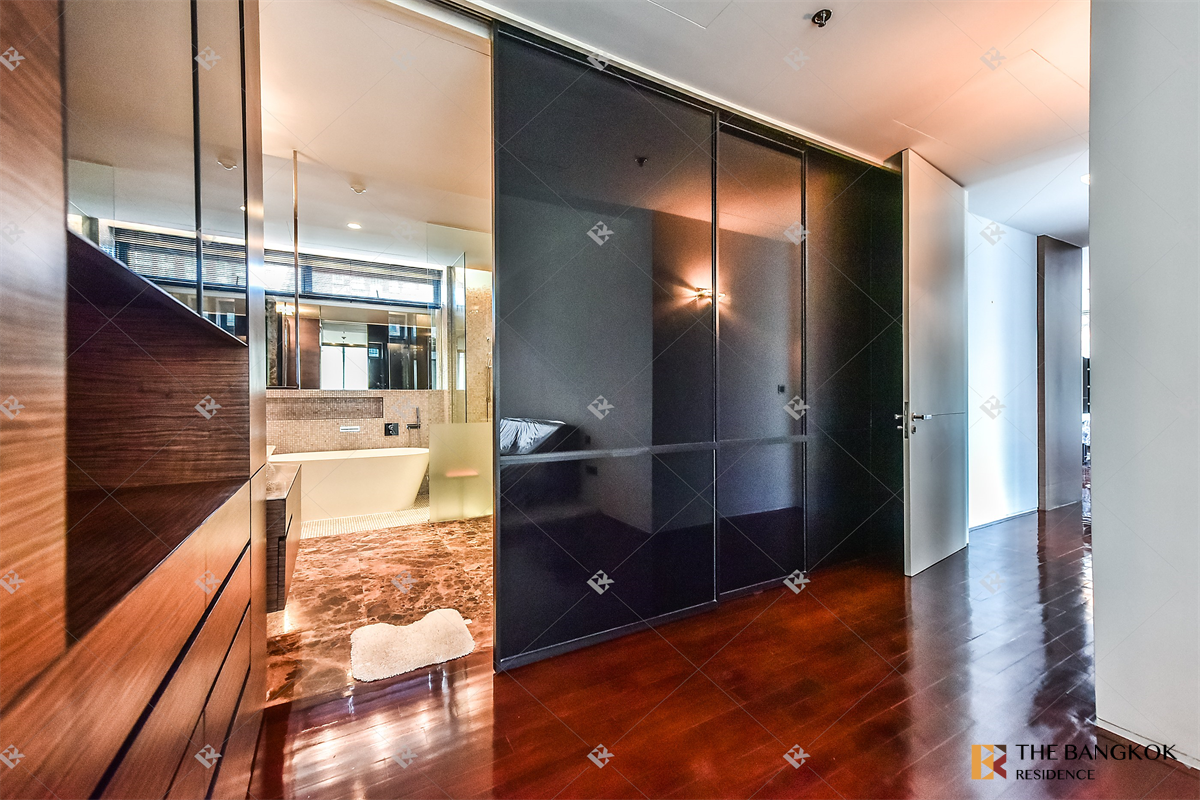 รูป คอนโด Luxury ทำเลใจกลางเมือง โดมัส 16,18 ใกล้ BTS สถานีอโศก - รูปที่ 9/10