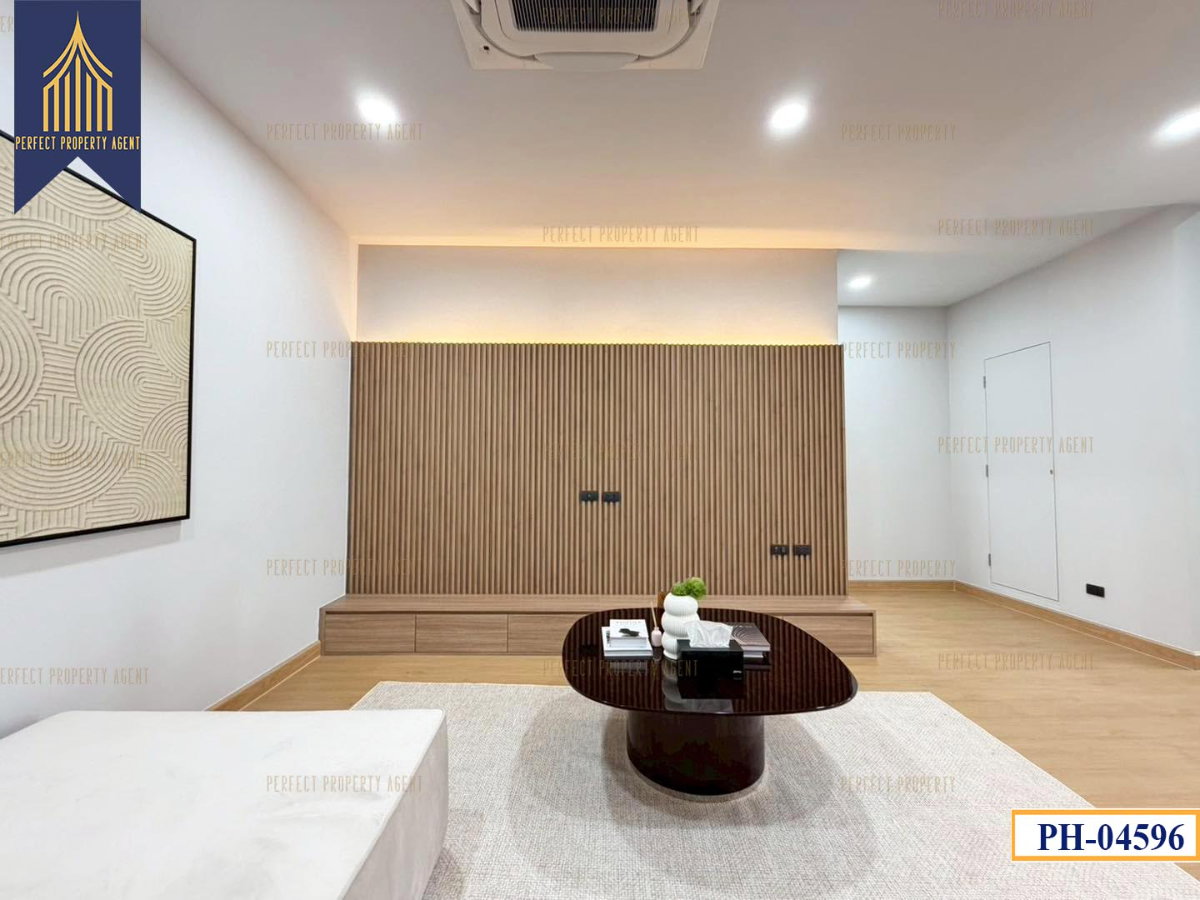 รูป ขายบ้านเดี่ยว 3 ชั้น ปรีชา รามคำแหง-กรุงเทพกรีฑา แปลงมุม  พร้อมลิฟต์ส่วนตัว ทำเลดี - รูปที่ 38/55