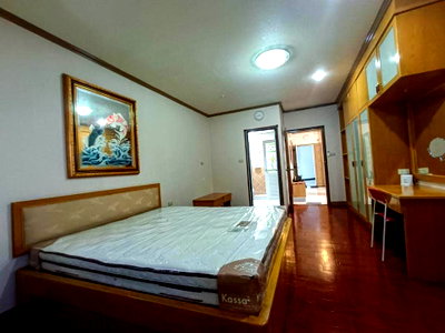 Condos for rent : ✨ For Rent: 2 Bedrooms, 1 Bathroom, Country Complex Bangna, 10th Floor, 71 sq m, Building C. Only 15,000 THB per month.