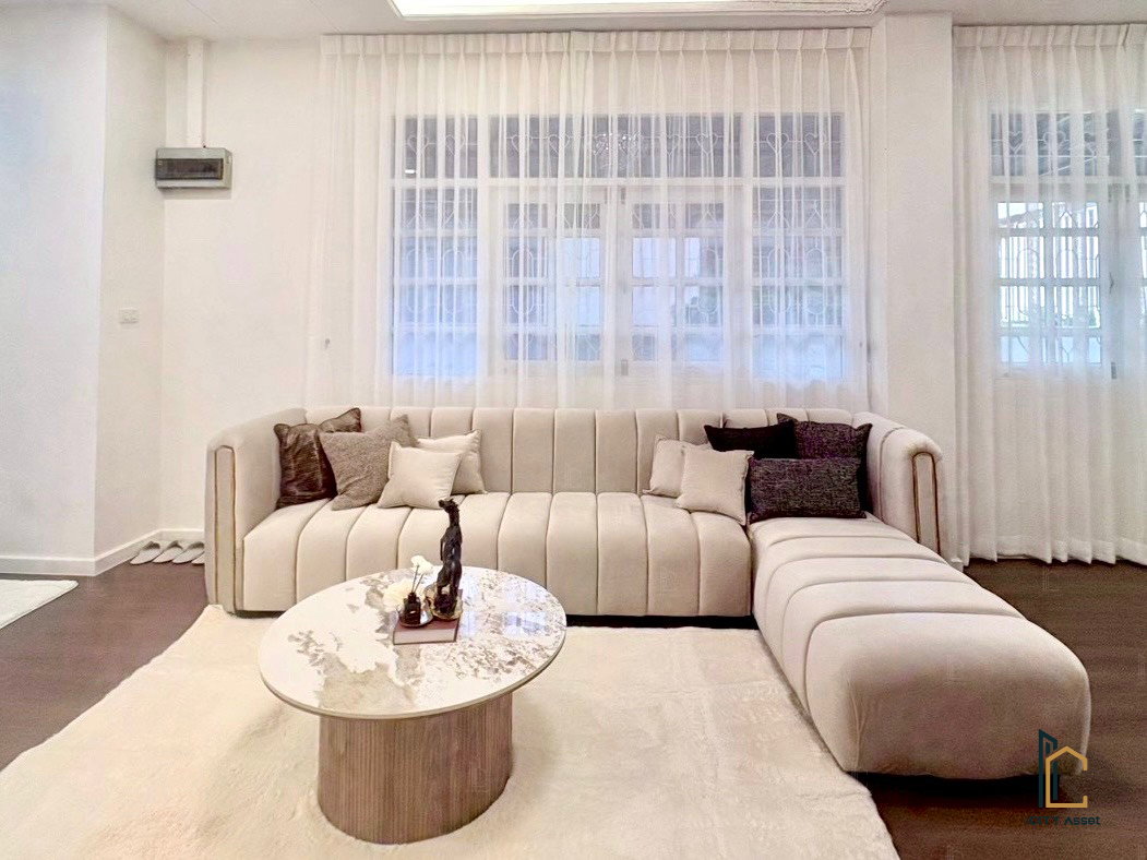 รูป 🔥Home with a warm, cozy feel 5b4b 115k - Townhome @ Huai Khwang 📞Call 090 919 9898 - รูปที่ 5/25