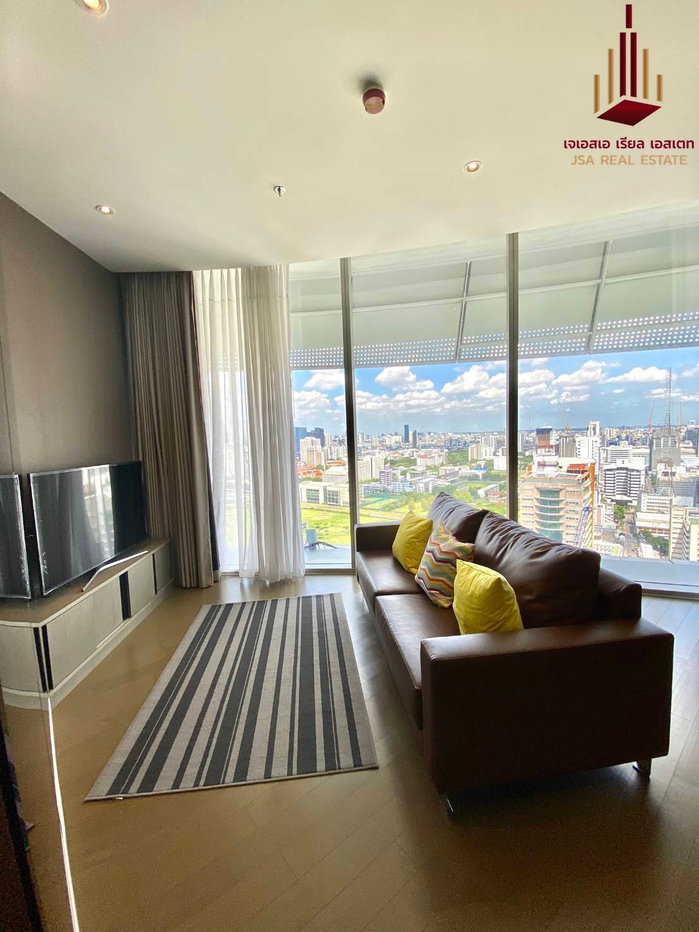 picture ✨ For Sale: Magnolias Ratchadamri Boulevard Condo ✨  💰 Only 15,000,000 THB - 1/6