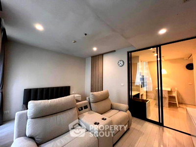 Condos for rent : 100m To BTS Phloen Chit | 1-BR At Noble Ploenchit (ID 1440907)