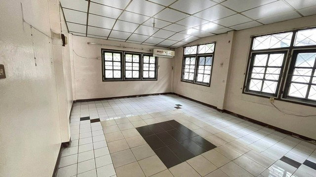 picture FOR RENT  HOUSE PROPERTY  18000 BAHT per MONTH - 9/13