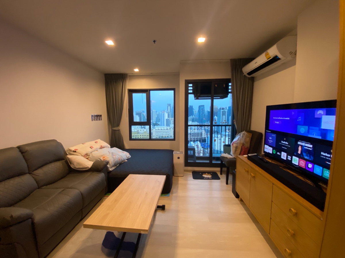 รูป Life One Wireless | Best deal ever -Sell at loss unit !!! Nice facing #2026060514744 - รูปที่ 1/7