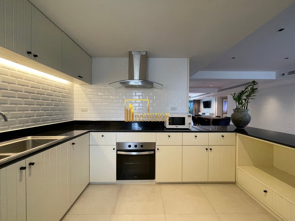 รูป Renovated 3 Bedroom Apartment For Rent in Asoke - BR0911AP - รูปที่ 10/35