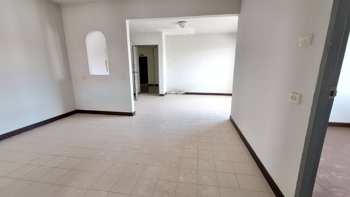 picture Condo for Sale Baan Suanthon Srinakarin 49.86 sq.m. - 1/23