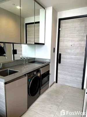 Condos for rent : The crest park residences 6434537