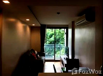 Condos for rent BTS Phrom Phong : 1 Bedroom Condo for rent at Via Botani 1086356