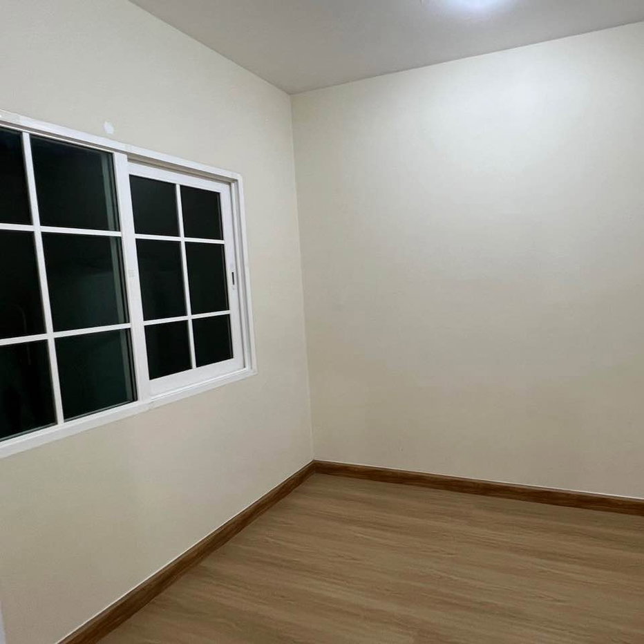 picture Golden town sathorn phrase 1 for rent - 9/11