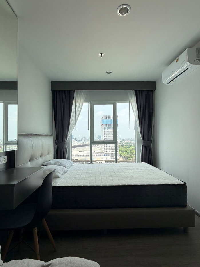 รูป P-2032 • Regent Home Bangna • ห้องสตูดิโอ ชั้นสูง วิวเปิดโล่ง ใกล้ BTS บางนา 10,500 บาท | Line Id: @easycondoplus | 099-229-6397 - รูปที่ 1/8