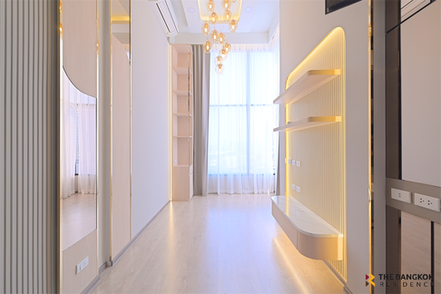SOHO Bangkok Ratchada near MRT Huai Khwang Station Great price, prime location