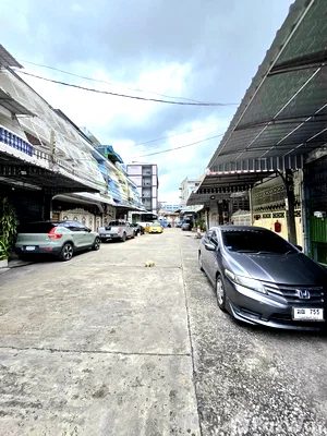 Townhouses for sale Bangkok : 3 Bedroom Townhouse for sale in Dao Khanong, Bangkok  1954234