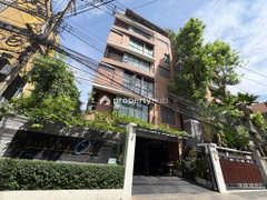 logo project Pathumwan Oasis