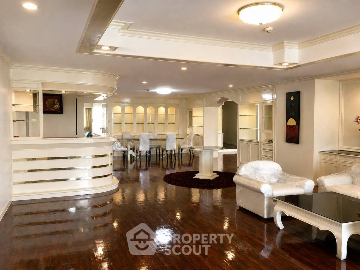 รูป คอนโด 4-ห้องนอน ที่ โอเรียลเต็ล ทาวเวอร์ คอนโดมิเนียม ใกล้ BTS เอกมัย (ID 2966637) - รูปที่ 2/5