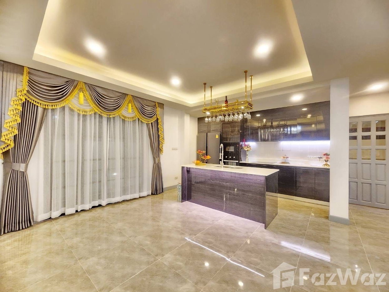 picture 5 bedrooms, 6 bathrooms house 1827732 - 24/32