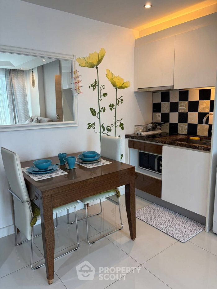 picture 1-BR Condo at Sunset Boulevard Residence close to Phratamnak (ID 2969828) - 5/8