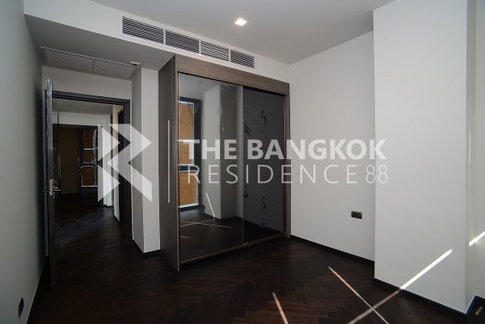 คอนโด Luxury พร้อมอยู่บนทำเลที่ดีที่สุด เดอะ โมนูเมนท์ สนามเป้า ใกล้ BTS สถานีสนามเป้า