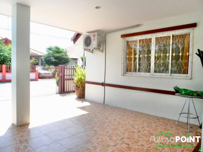 รูป ขายบ้านเดี่ยวสำหรับครอบครัว 4 ห้องนอน พร้อมเฟอร์นิเจอร์บางส่วน ทำเลซอยสยามคันทรีคลับ - รูปที่ 2/18
