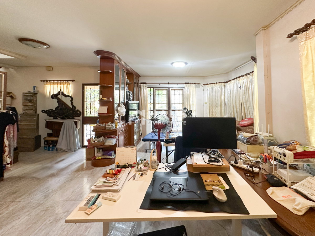 picture Nantawan Phutthamonthon Sai 1 / 3 Bedrooms #HRP1059 - 7/17