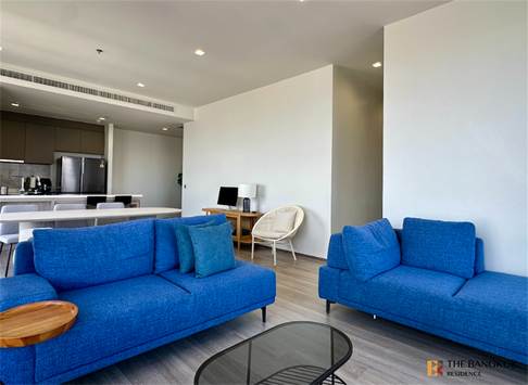 Ultimate Luxury Condo in Business District RHYTHM Charoenkrung Pavillion