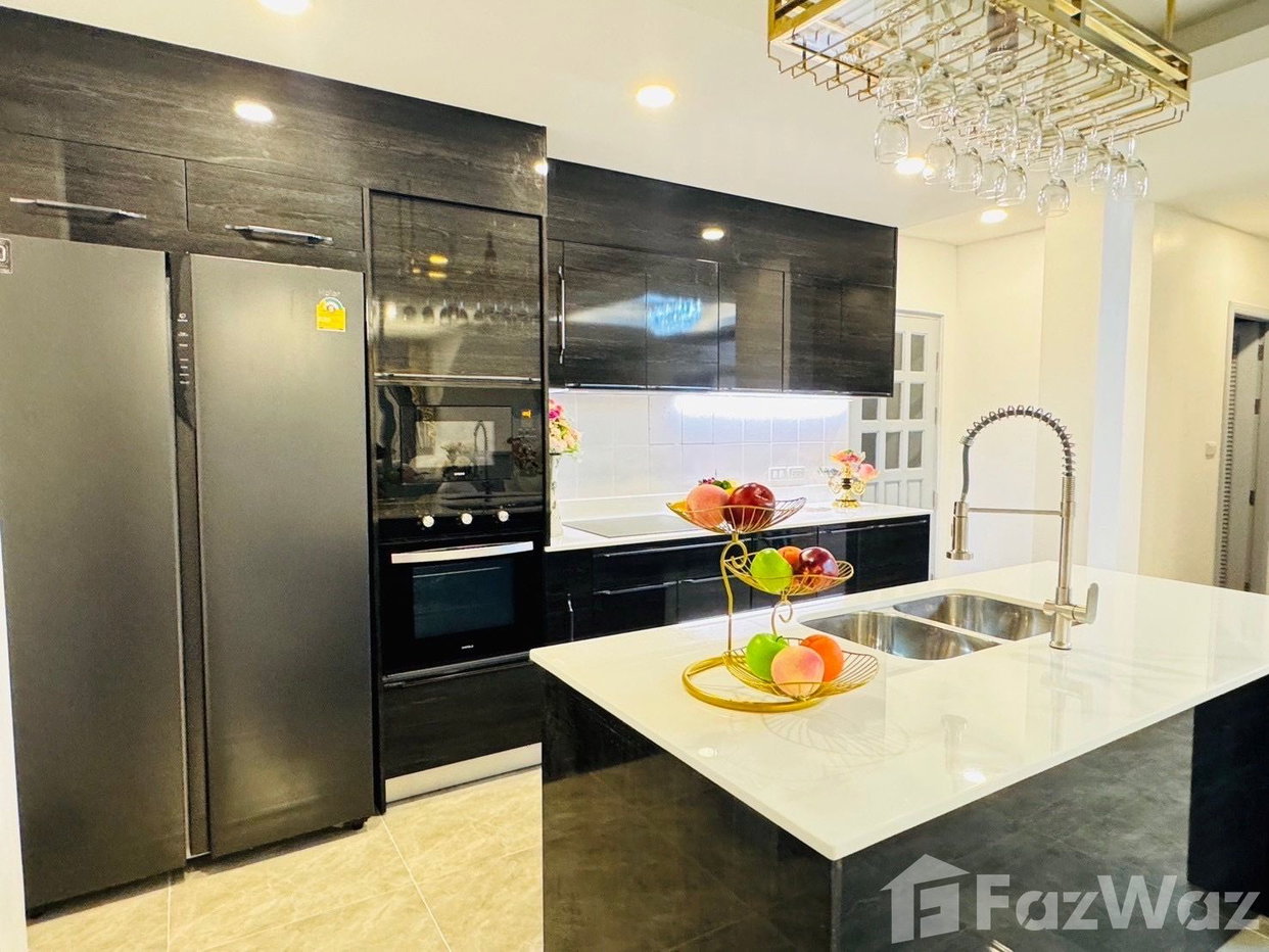 picture 5 bedrooms, 6 bathrooms house 1827732 - 31/32